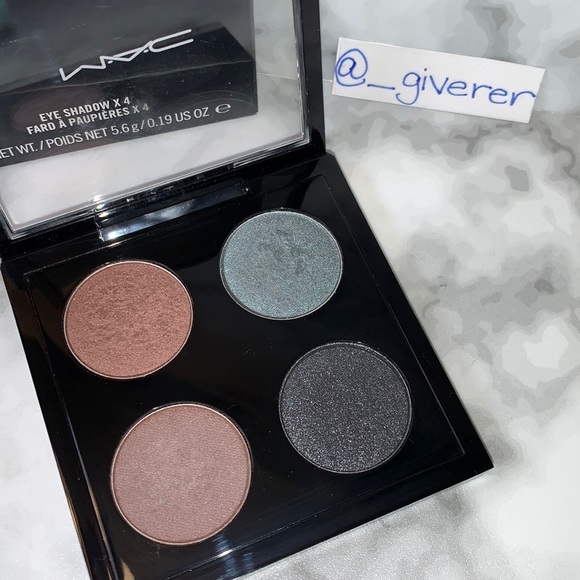 AN AMOROUS ADVENTURE Quad Eye Quad A Novel Romance Eyeshadow Palette MAC - Picture 3 of 15